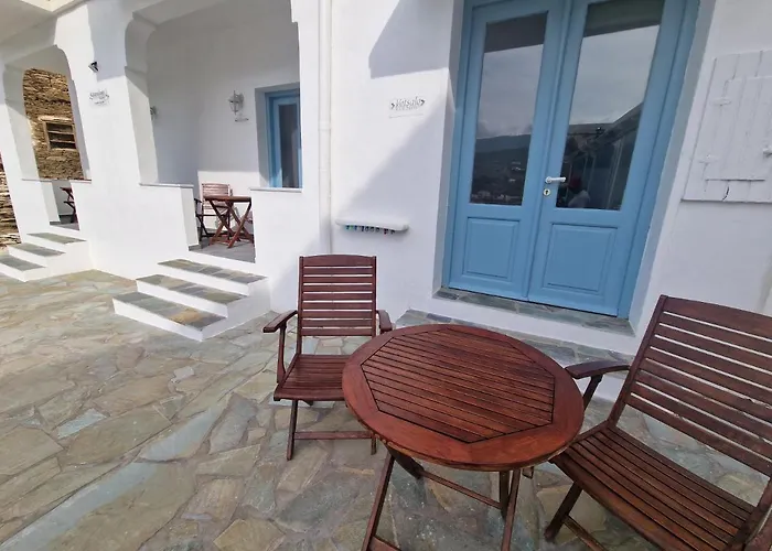 Karaoulanis Apartment Andros Town
